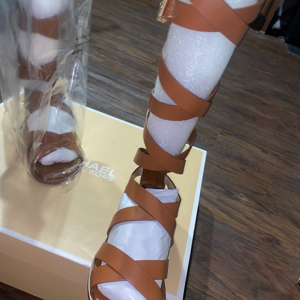 Darby Gladiator , Luggage Color , Leather Sandals , Size 6